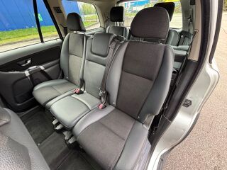 Volvo XC90 Momentum AWD 2.4 R5 D5 136kW