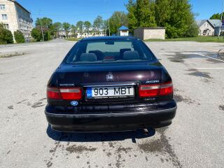 Honda Accord 1.9 85kW