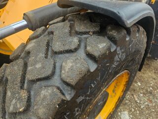 JCB 411HT 74kW