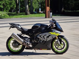 BMW S 1000 RR
