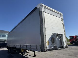 Schmitz Semitrailer Curtainsider Standard