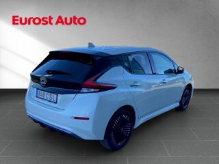 Nissan LEAF N-Connecta 62kWh 90kW