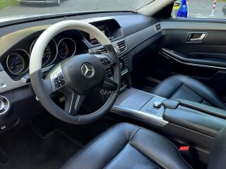 Mercedes-Benz E 200 2.1 100kW