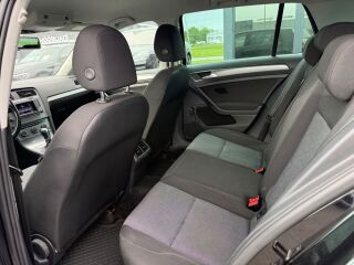 Volkswagen Golf 1.2 77kW