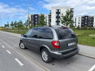 Chrysler Voyager Limited 2.8 110kW