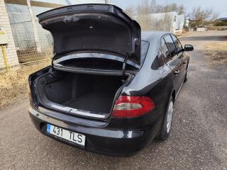 Skoda Superb 1.6 77kW