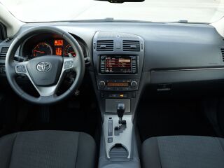 Toyota Avensis 2.2 110kW