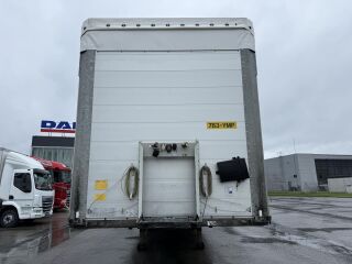 Schmitz Semitrailer Curtainsider Standard
