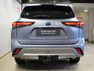 Toyota Highlander Luxury AWD 2.5 140кВ