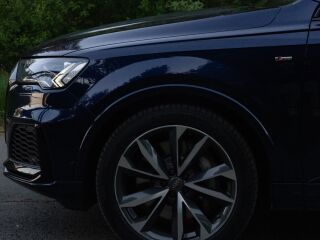 Audi Q7 TFSI e 3.0 250кВ