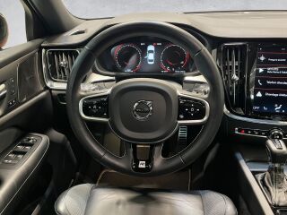 Volvo S60 T5 R-design 2.0 184kW