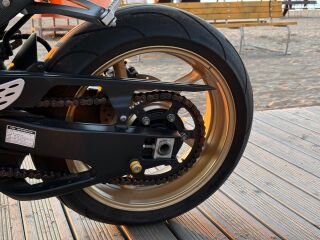 Yamaha YZF - R 1