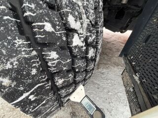 Mercedes-Benz Antos 2535 6x2*4 260kW