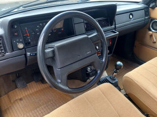Volvo 240 2.3 85kW