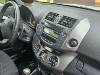 Toyota RAV4 2.2 110kW