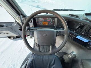 Volvo FM 300 6x6 226kW