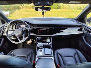 Audi Q8 S-Line 3.0 210кВ