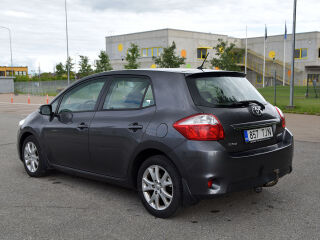 Toyota Auris Facelift 1.6 97kW