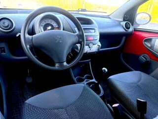 Peugeot 107 1.0 50kW