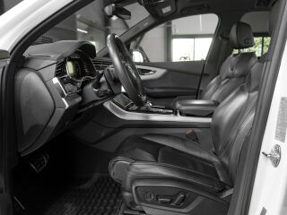 Audi Q7 3.0 210кВ