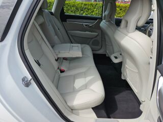 Volvo V90 2.0 140kW