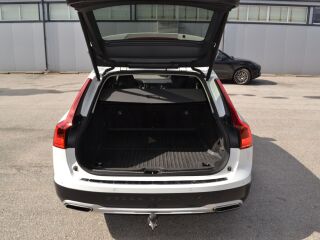 Volvo V90 Cross Country 2.0 140kW