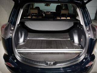 Toyota RAV4 Hybrid Premium 4W 2.5 114кВ
