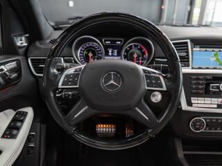Mercedes-Benz GL 63 AMG 5.5 V8 410кВ