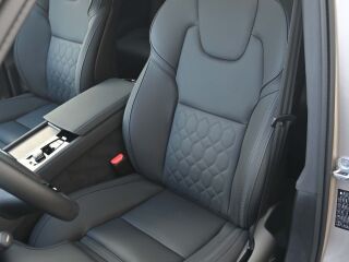 Volvo XC90 4C AWD H&K BRIGHT 7 INTELLI SAFE PRO MY26 2.0 T8 Long Range Plug-in 335kW