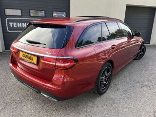 Mercedes-Benz E 300 de AMG 4matic Night Packet MY22 2.0 225kW