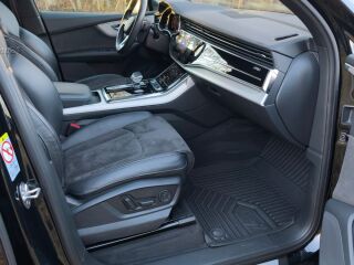 Audi Q7 s line 3.0 170kW