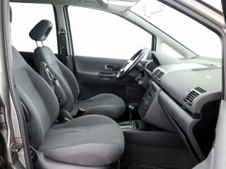 Volkswagen Sharan Comfortline Facelift ATM 1.9 TDI 85kW