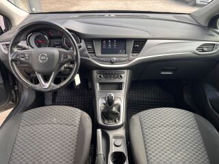 Opel Astra FACELIFT 1.2 81кВ