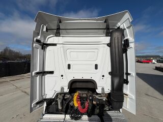 Mercedes-Benz Actros 2542 6x2 310kW