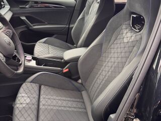 Volkswagen Tayron R-line 1.5 130kW