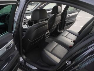 BMW 740 3.0 230kW