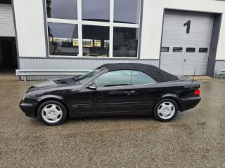 Mercedes-Benz CLK 200 ELEGANCE 2.0