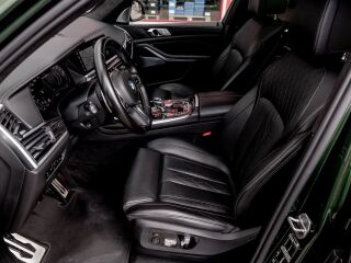 BMW X7 M50 Individual 4.4 V8 390kW