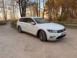 Volkswagen Passat 1.4 160kW
