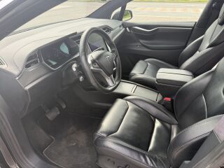 Tesla Model X 100D 158кВ