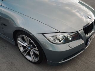 BMW 330 3.0 190kW