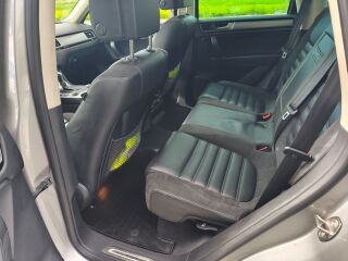 Volkswagen Touareg R-Line 3.0 V6 TDI 193kW