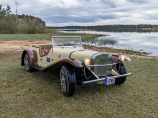 Volkswagen Beetle 1929a Mercedes-Benz SSK Roadster 1.3 37kW