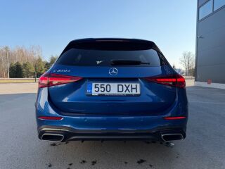 Mercedes-Benz C 300 S206 AMG package 2.0 195kW