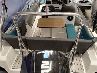 Zodiac Medline 6.8 MERCURY F200 XL Pro XS DTS V-8