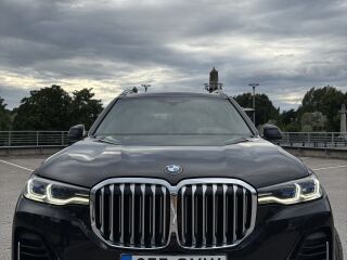 BMW X7 3.0 250kW