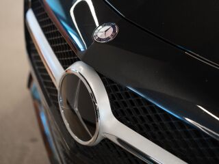 Mercedes-Benz SL 500 4.7 V8 320кВ