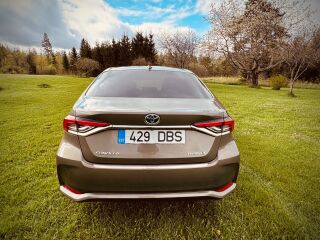 Toyota Corolla Active Plus 1.8 hybrid 72kW