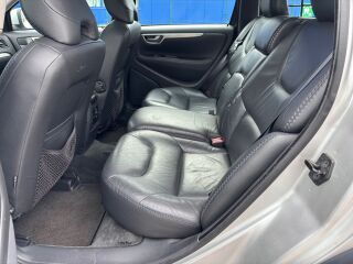 Volvo XC70 Summum AWD 2.4 D5 136kW