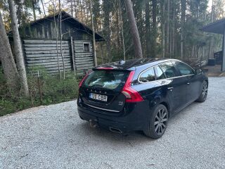 Volvo V60 2.4 158kW